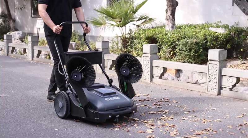 選擇揚(yáng)子掃地機(jī)，專業(yè)清潔設(shè)備！