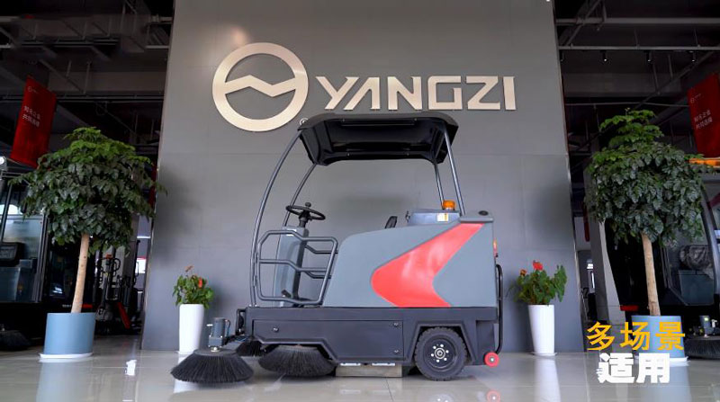 工業(yè)掃地機(jī)選購(gòu)指南，從3個(gè)方向解析最靠譜的電動(dòng)掃地車