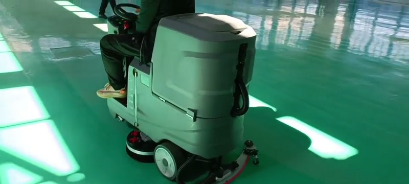 工業(yè)洗地機(jī)特點