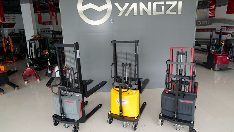 電動(dòng)叉車(chē)的 4 大節(jié)能優(yōu)勢(shì)