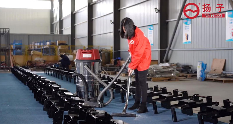 地毯清掃器與真空吸塵器 – 哪個最好？